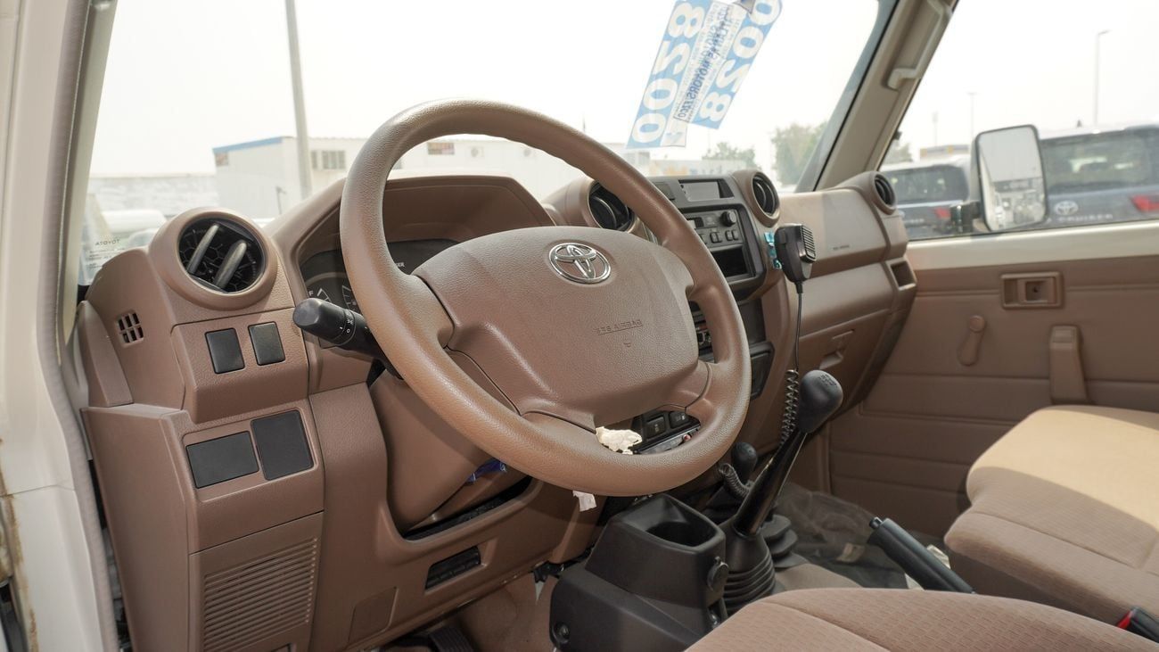 Toyota Land Cruiser 70 LC 78 HARDTOP 4.0L MT 4.0L V6 M/T