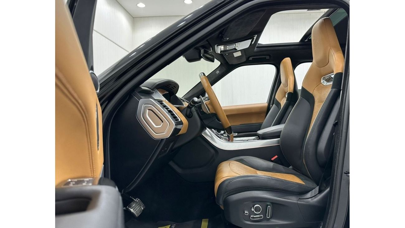 Land Rover Range Rover Sport 2022 Range Rover Sport SVR, 2027 Range Rover Warranty + Service Pack, Full Options, Low Kms, GCC