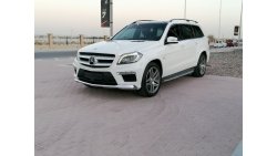 Mercedes-Benz GL 500 GCC SPECS 7 SEATS DIVINE CONDITION