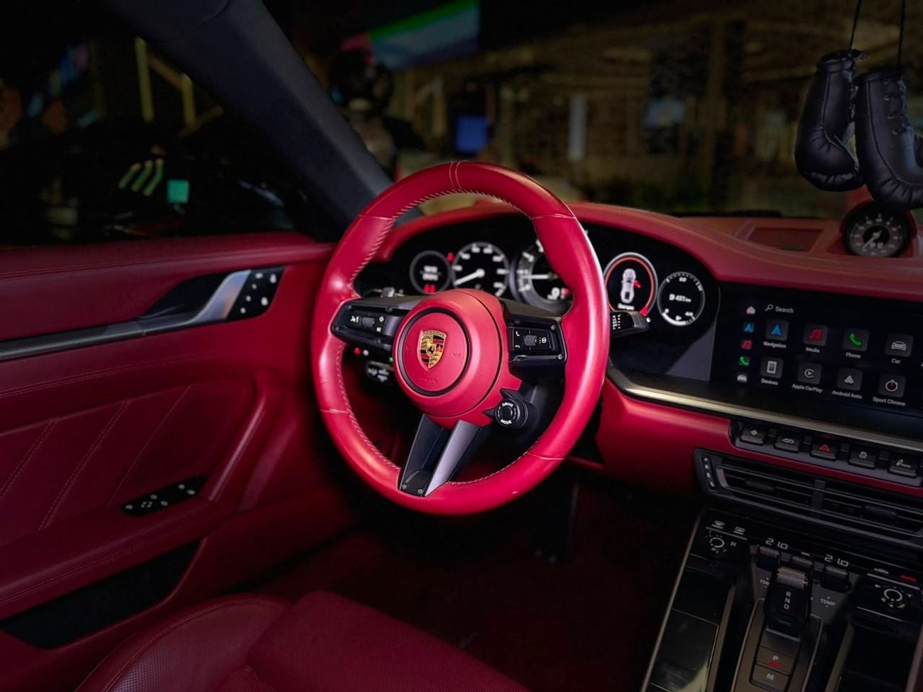 بورش 911 TURBO S 2022 Porsche 911 Turbo S | Warranty and Service Included  | Low mileage