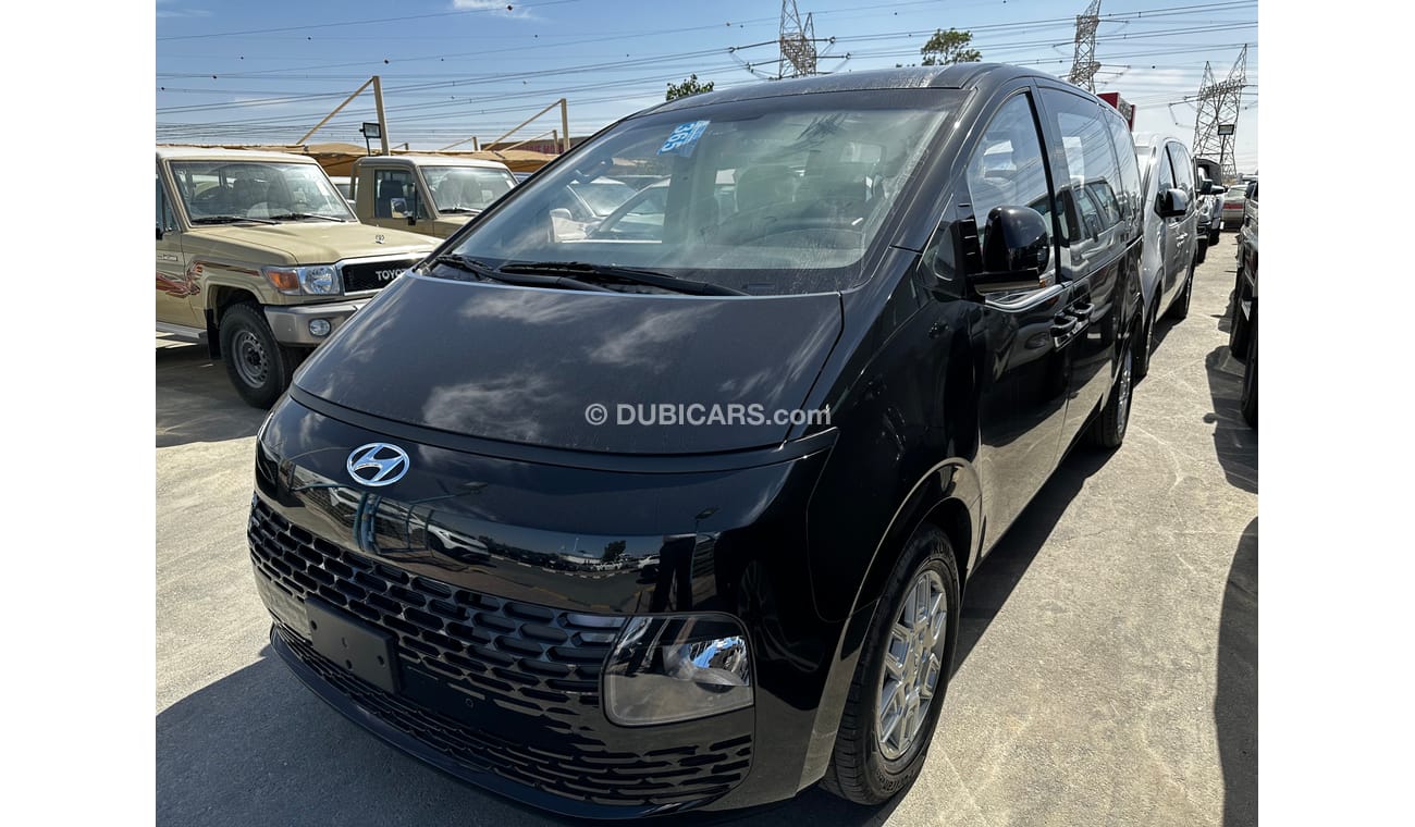 New Hyundai Staria 2.2l CRDI 11 Seat Fwd Manual Transmission 2022 for