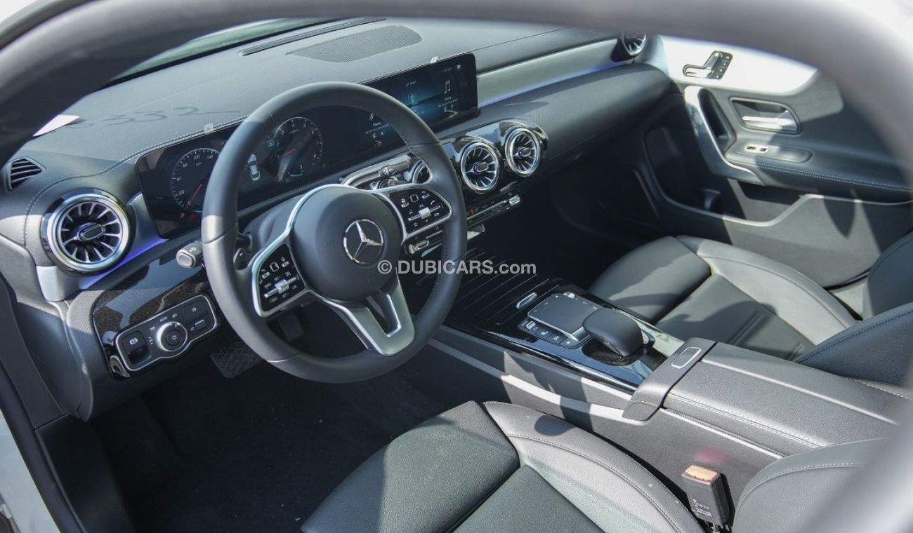 Mercedes-Benz CLA 200 | Progressive | 2022 | Brand New