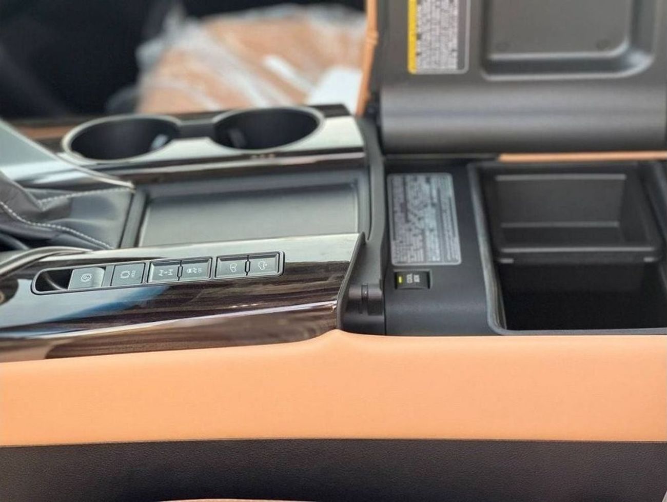 لكزس LX 600 PRESTIGE 3.5L PTR A/T // 2023 // FULL OPTION WITH RADAR، 360 CAMERA // SPECIAL OFFER // BY FORMULA A