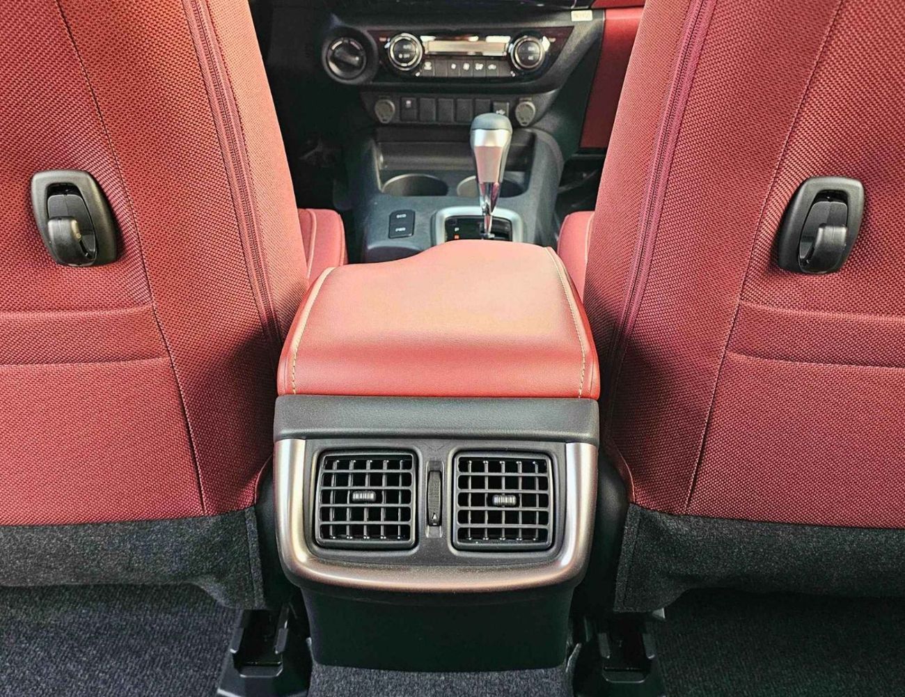 تويوتا هيلوكس SR5 GLXS-V EXL WIDE BODY / 2.7L PETROL A/T / FR&RR CHROME BUMPERS / (CODE#GLXS-V)