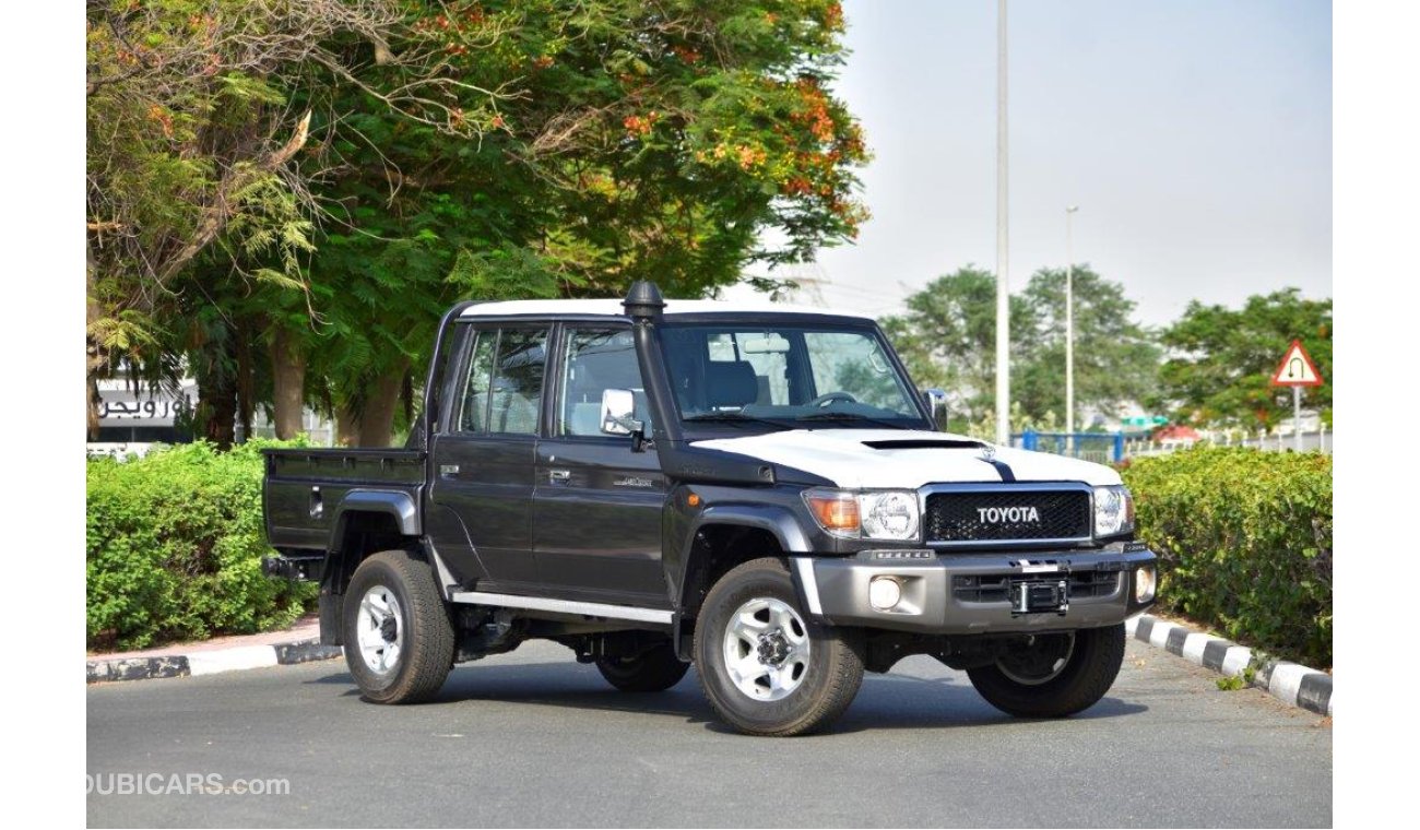 Toyota Land Cruiser Pick Up Double Cab  LX Limited V8 4.5L Diesel Manual Transmission