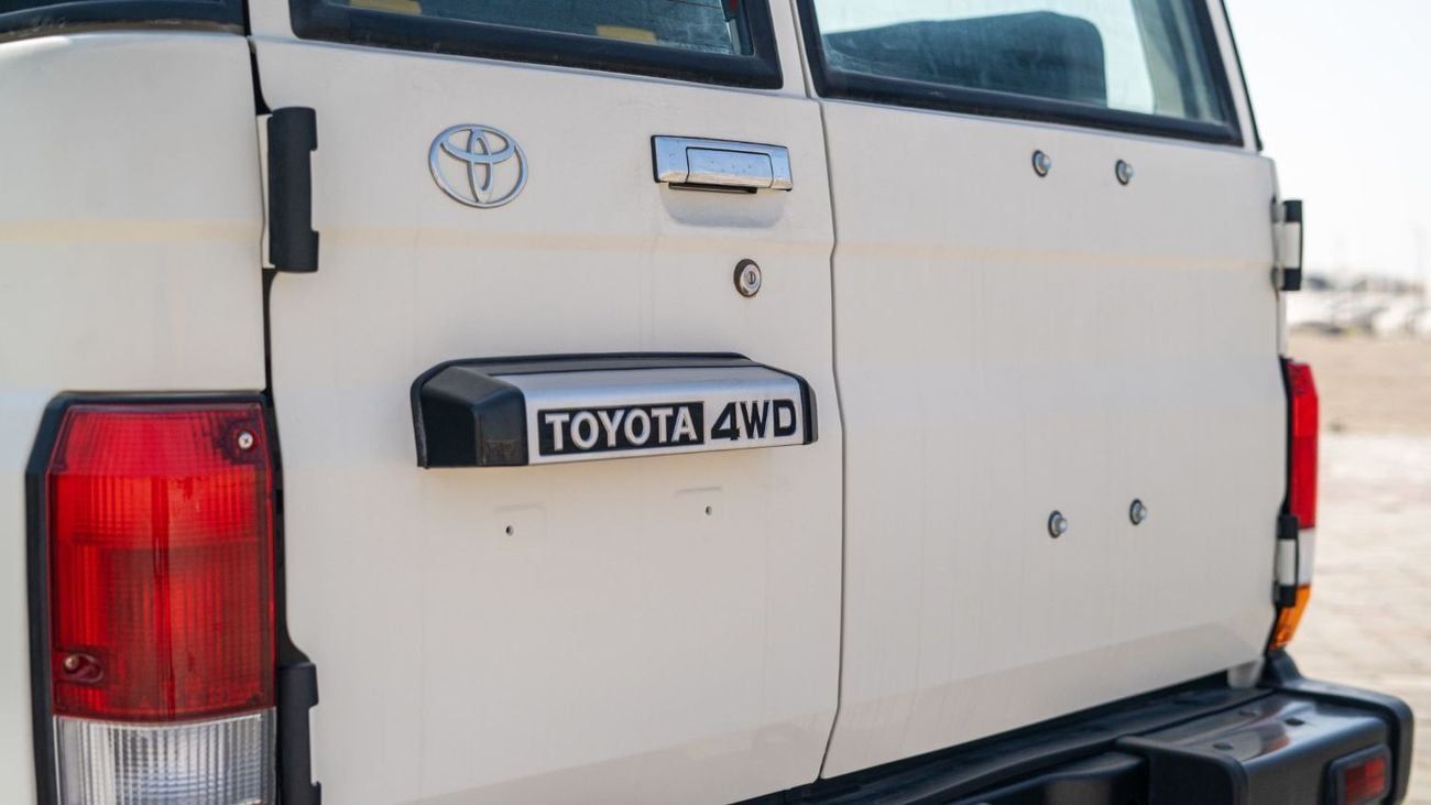 Toyota Land Cruiser 70 LC 78 HARDTOP 2.8L MT LC76 4.2L DSL 2025YM [RHD]