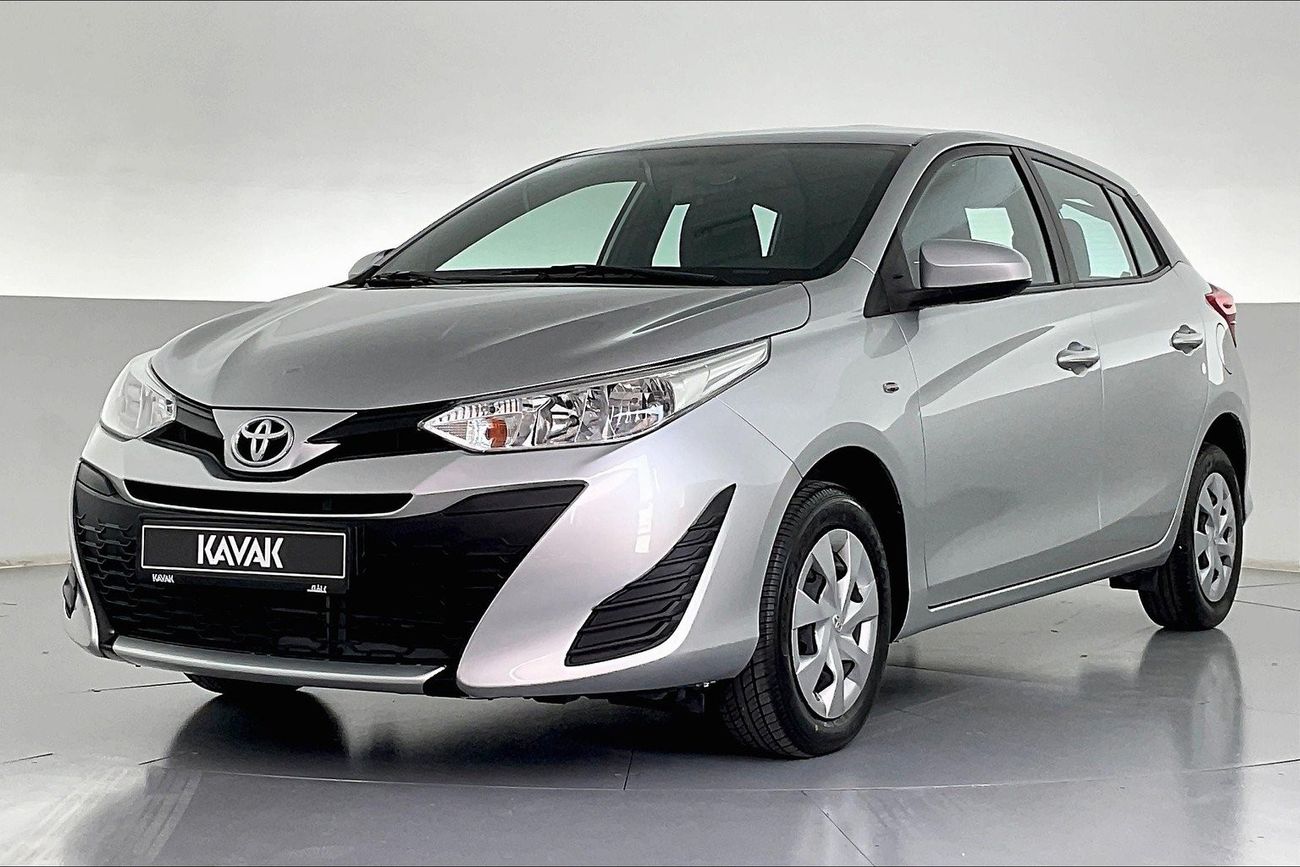 Toyota Yaris SE / E