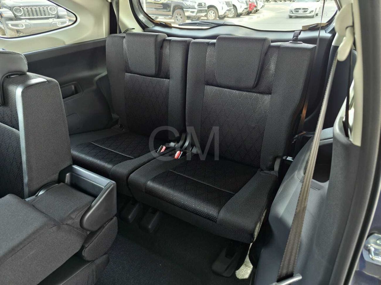 Toyota Veloz TOYOTA VELOZ 1.5L - FULL OPTIONS - 2025 MODEL - BLACK INSIDE BLACK - OMANI