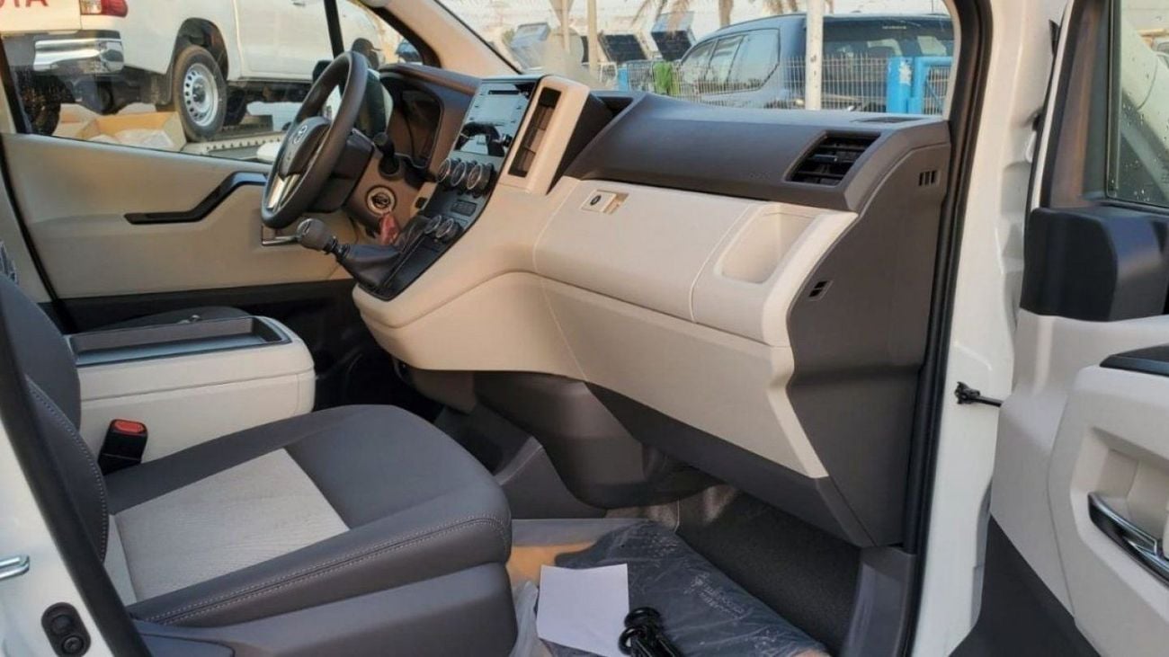 Toyota Hiace Commuter GL  2.8L M/T Diesel 2025 Model