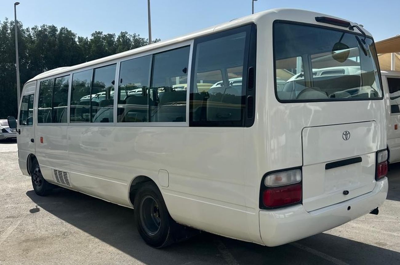 تويوتا كوستر