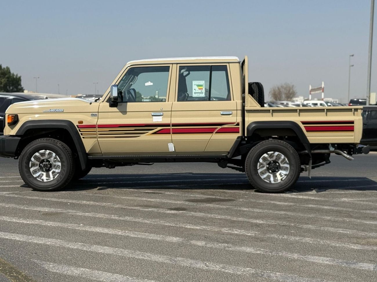 Toyota Land Cruiser Pick Up LC79 PICKUP 4.0L DOUBLE CAB FULL OPTION 4WD OMAN SPECS