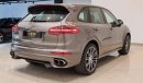 Porsche Cayenne Turbo 2016 Porsche Cayenne Turbo 4.8L, Full Service History, GCC