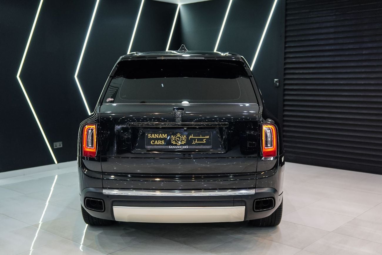 Rolls-Royce Cullinan Black Badge Kit, Viewing Suite, Executive Rear-Seat w/ Entertainment!!