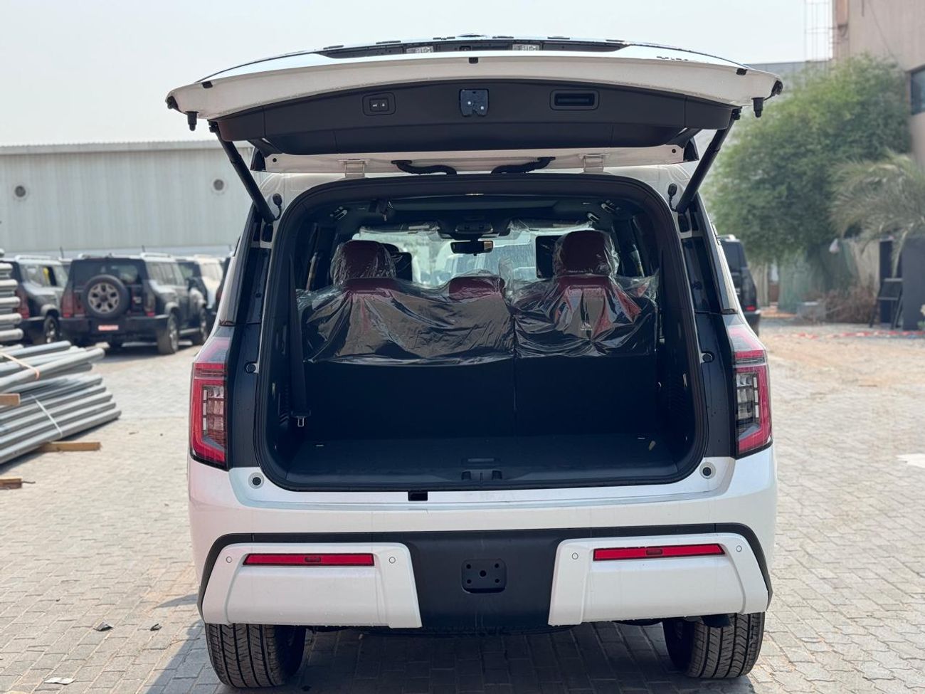 Nissan Patrol Nissan Patrol 3.5L LE Titanium Plus 2026