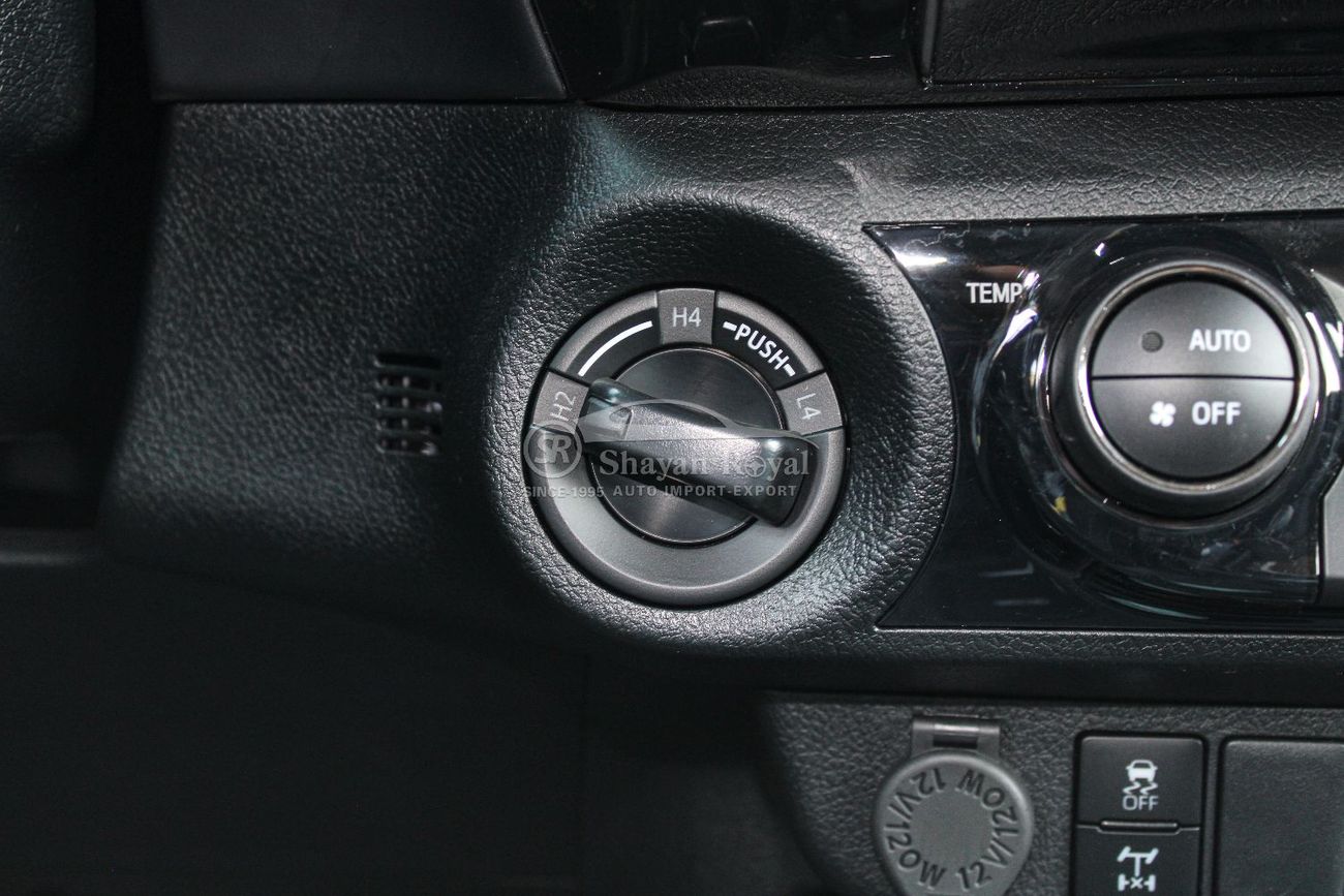 Toyota Hilux LHD 4.0L PETROL V6 4X4 DC ADVENTURE EXCLUSIVE WITH AIR COMPRESSOR AT 2025MY