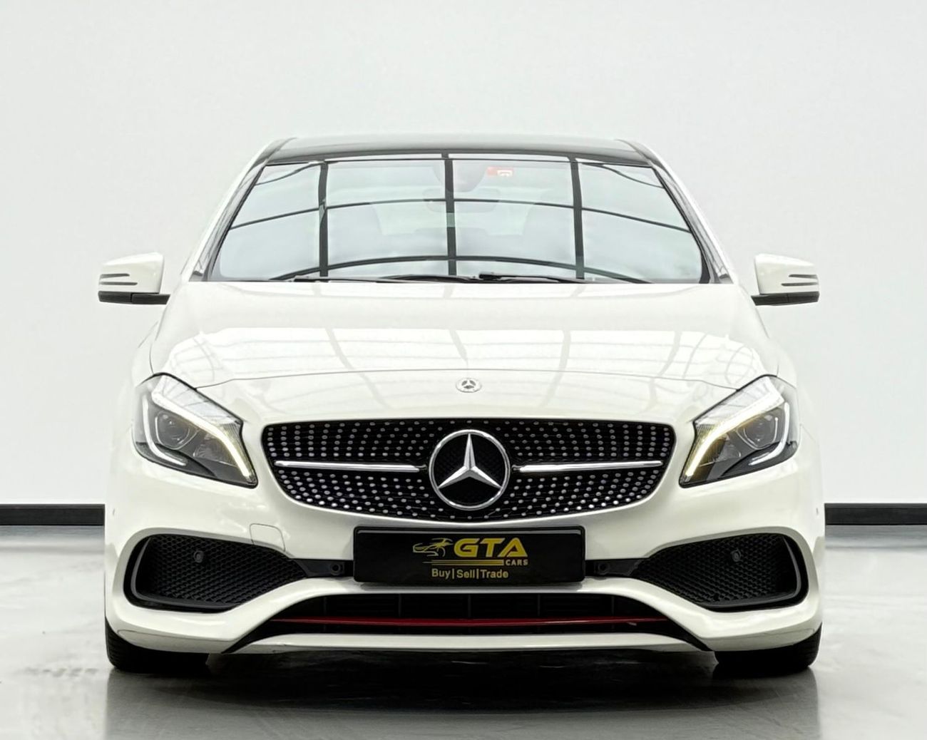 Mercedes-Benz A 250 std 2.0L (221 HP) 2018 Mercedes Benz A250, Warranty, Service History, Excellent Condition, GCC