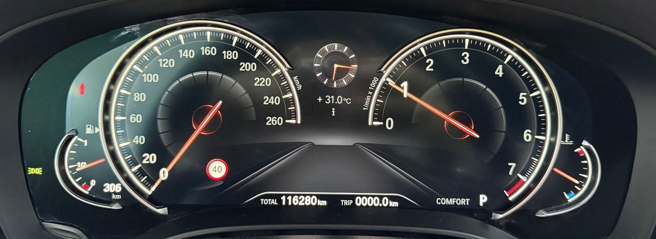 BMW 530i Luxury 2.0L