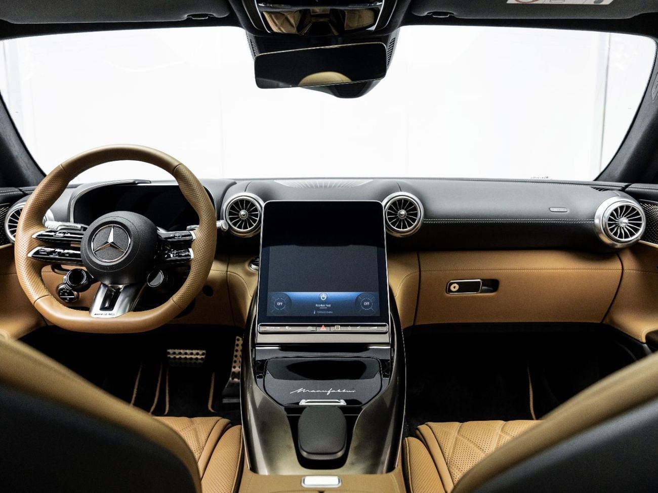 مرسيدس بنز أي أم جي جي تي 63 4 Matic+ (2 Door) 2025 Mercedes GT63 4-Matic, 4.0L V8, AWD, 577bhp, 9 Speed Automatic