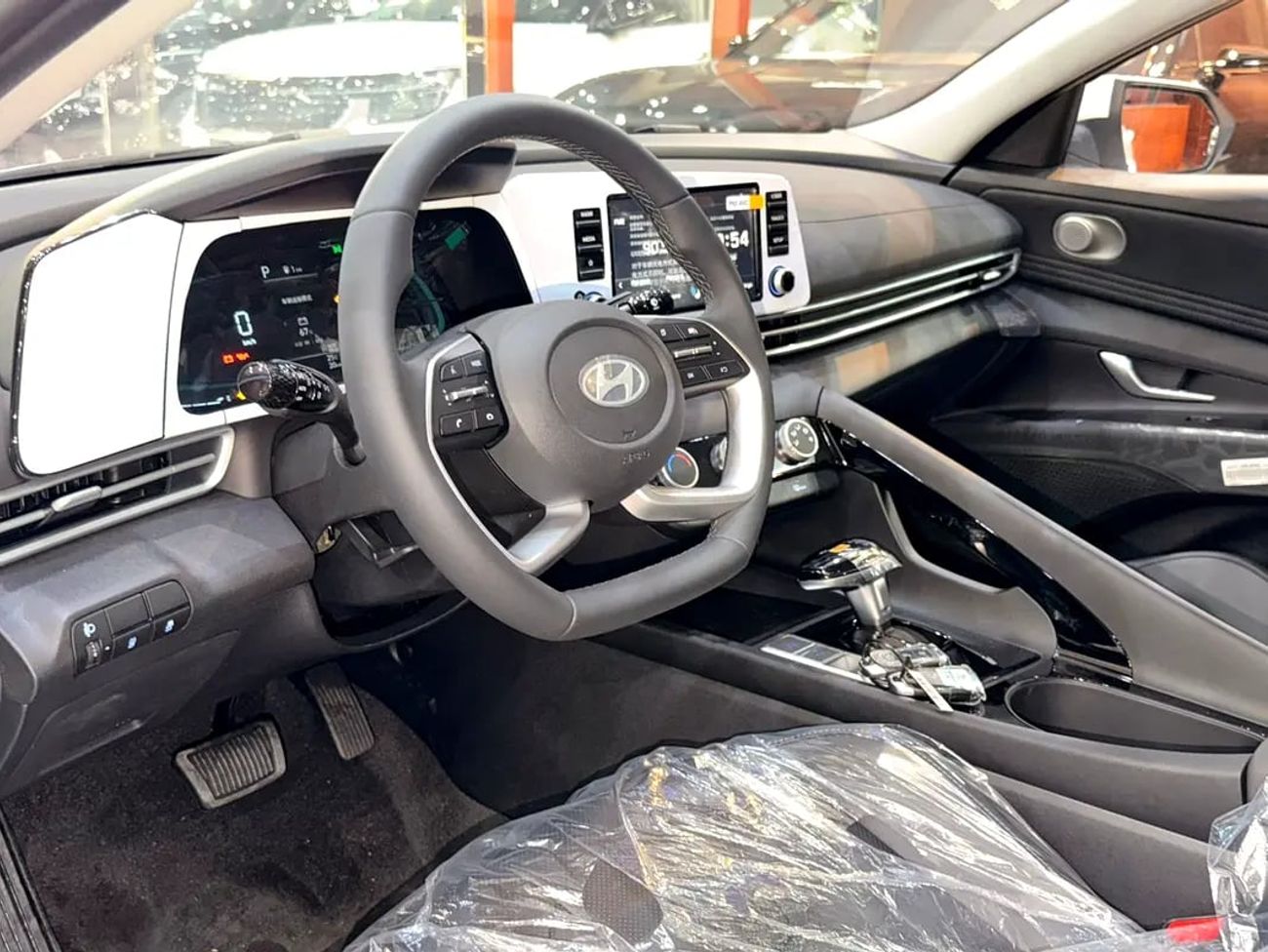 هيونداي إلانترا 1.5 GLX (WARRANTY WITH ADDITIONAL CHARGE)