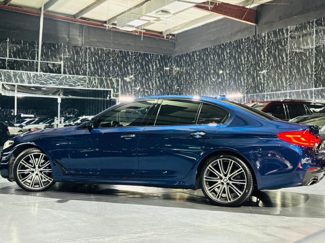 BMW 530i M Sport 2.0L 2017 BMW 530i M-Sport, Full BMW Service History, Excellent Condition, GCC