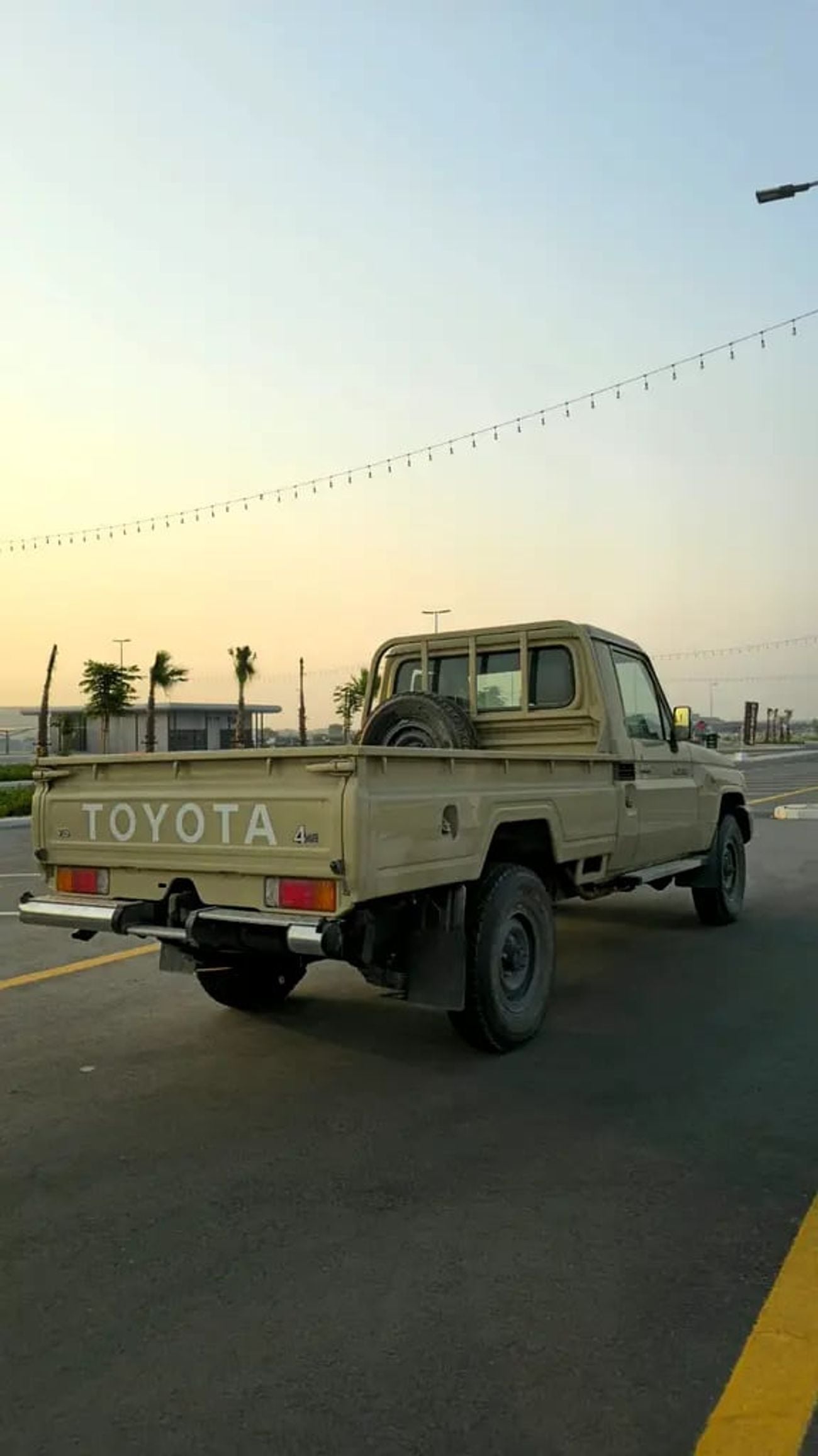 Toyota Land Cruiser 70 LC79 STANDARD LC 79 Base GCC Specs