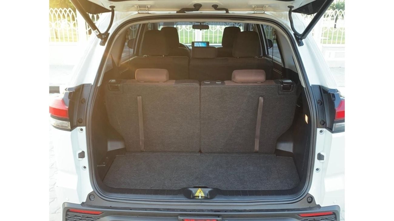 Toyota Innova TOYOTA INNOVA 2024 2.0L HYBRID, GCC SPACE Full Option