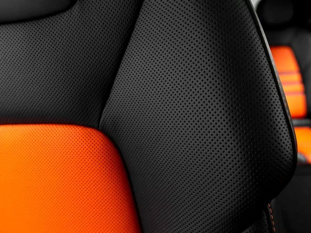 Porsche Cayenne Turbo S E-Hybrid 4.0L (670 HP)