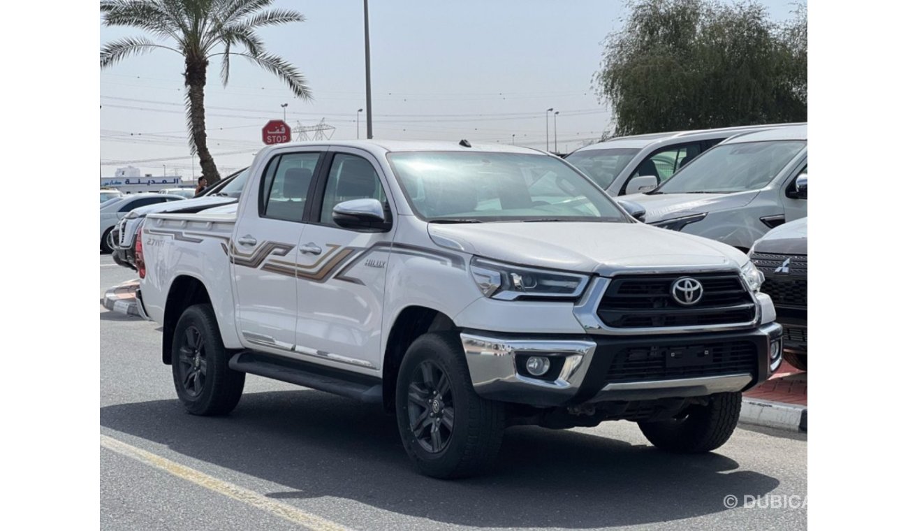 تويوتا هيلوكس Toyota Hilux 2.7 Litter 2022 model Automatic Transmission petrol engine full option