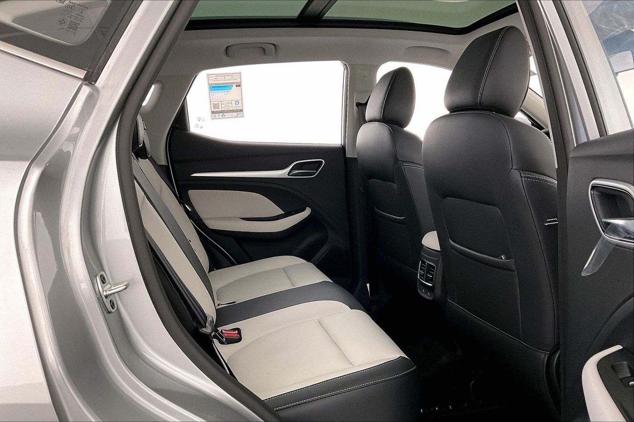 أم جي ZS Luxury | شامل الضمان | 0 ﺪﻔﻋﺓ ﺃﻮﻟﻯ