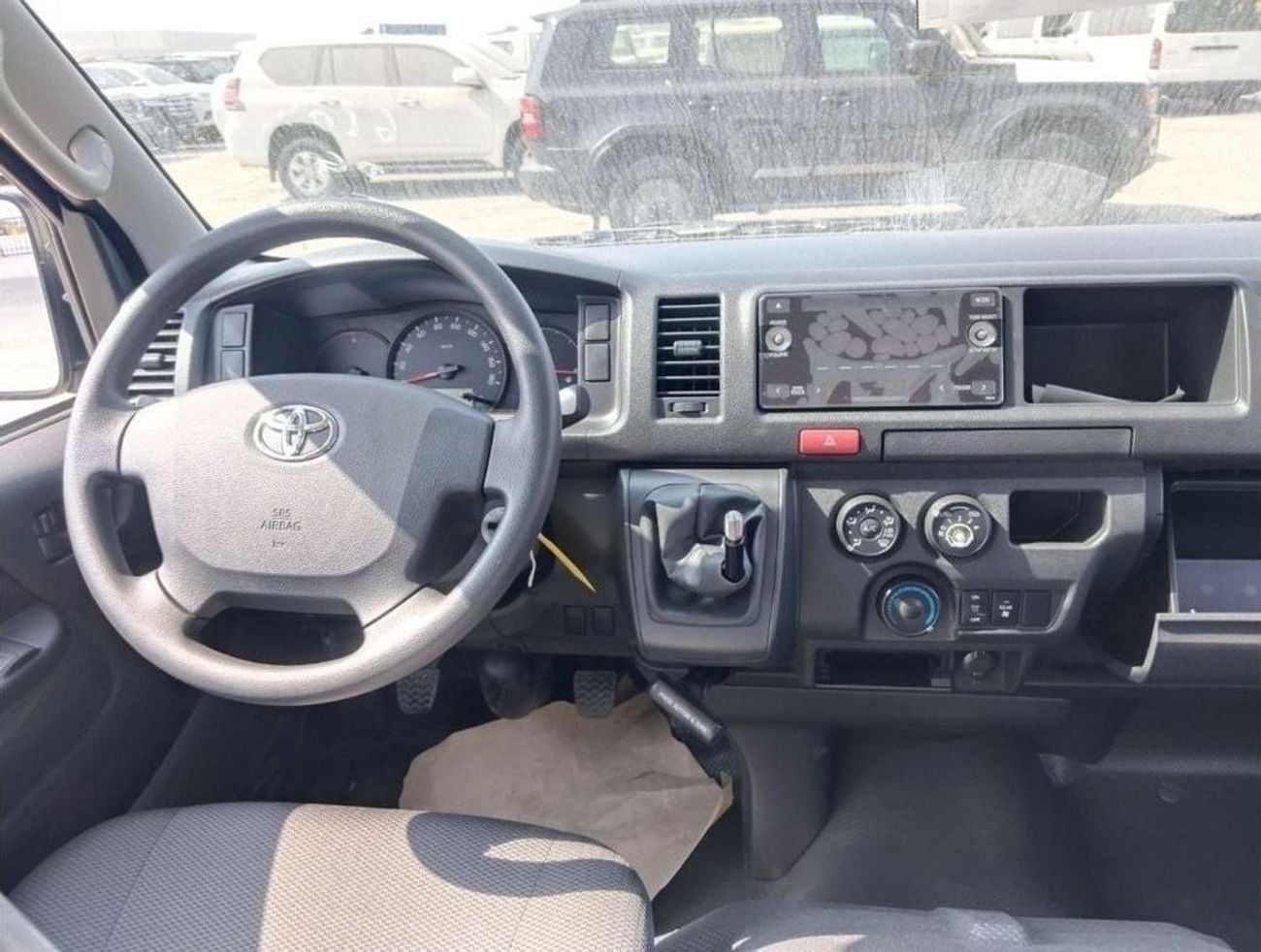 تويوتا هاياس GL TOYOTA HIACE HIGH ROOF DIESEL 2.5L
