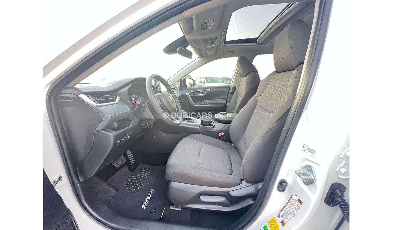 Toyota RAV4 2019 Toyota RAV4 XLE SUV,  4CYL, Automatic, Four Wheel Drive / EXPORT ONLY