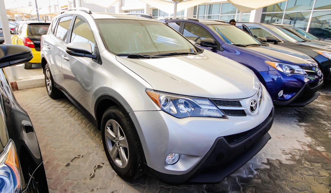 Toyota RAV4 XLE AWD