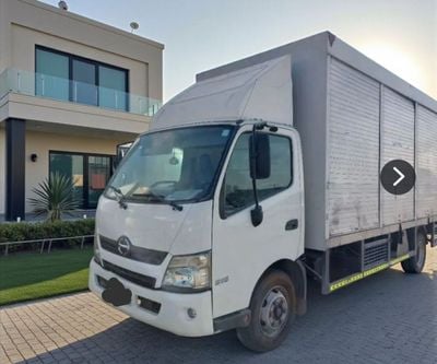 هينو 300 300 DIESEL M/T | 2020 | GCC SPECS