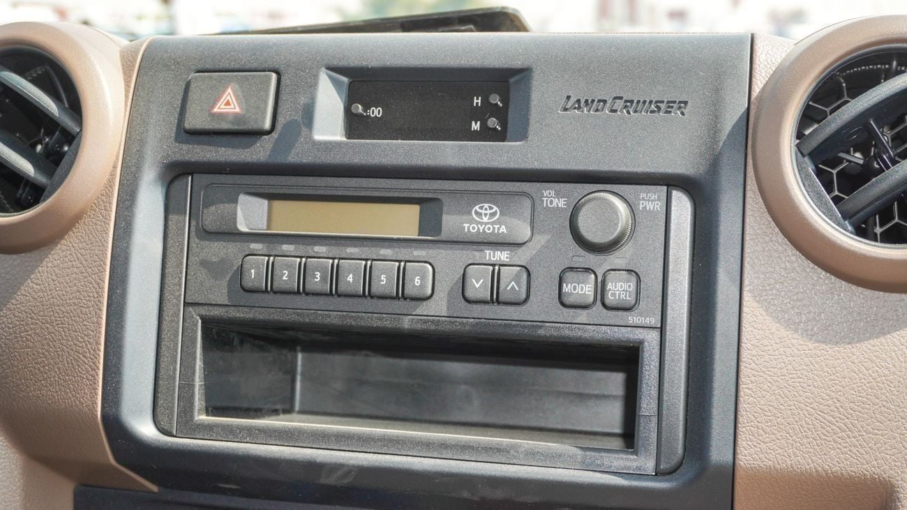 تويوتا لاند كروزر بيك آب