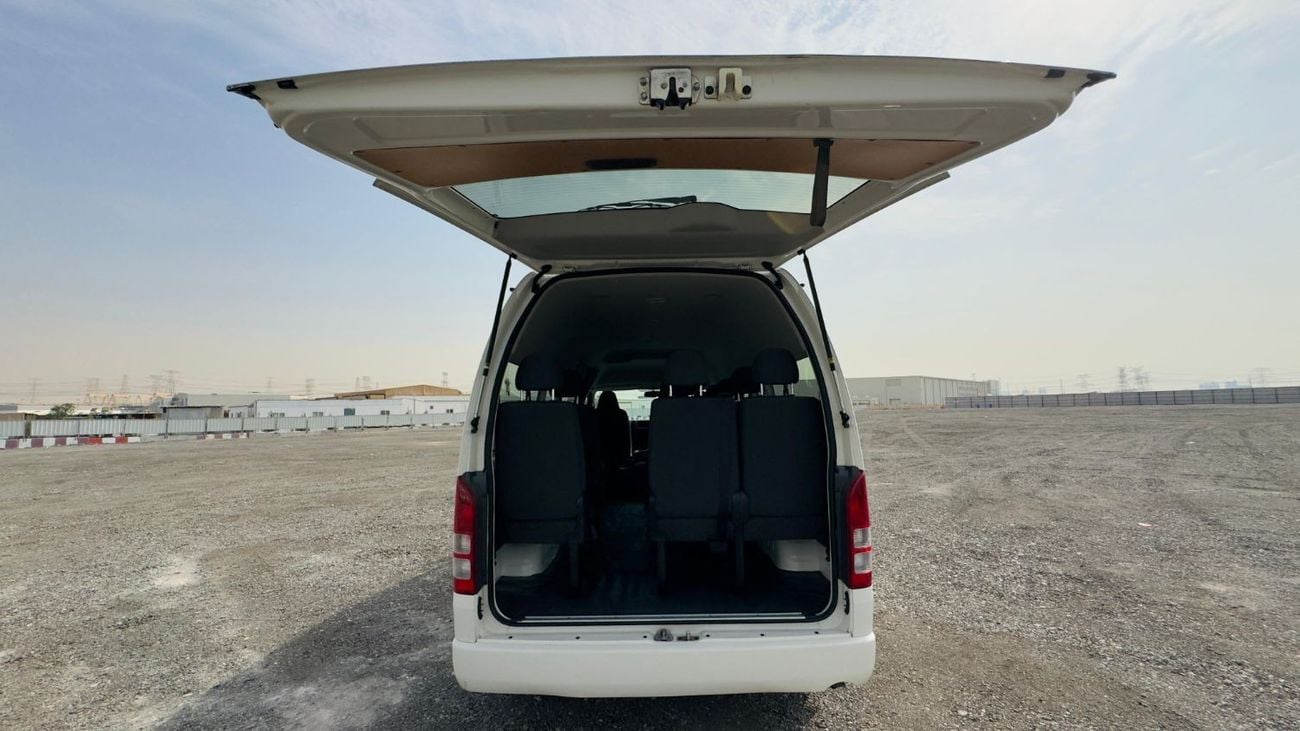 Toyota Hiace 2.7L PETROL ENGINE | RHD | 2017 | AUTOMATIC TRANSMISSION | 9+ Seats [Good Condition]