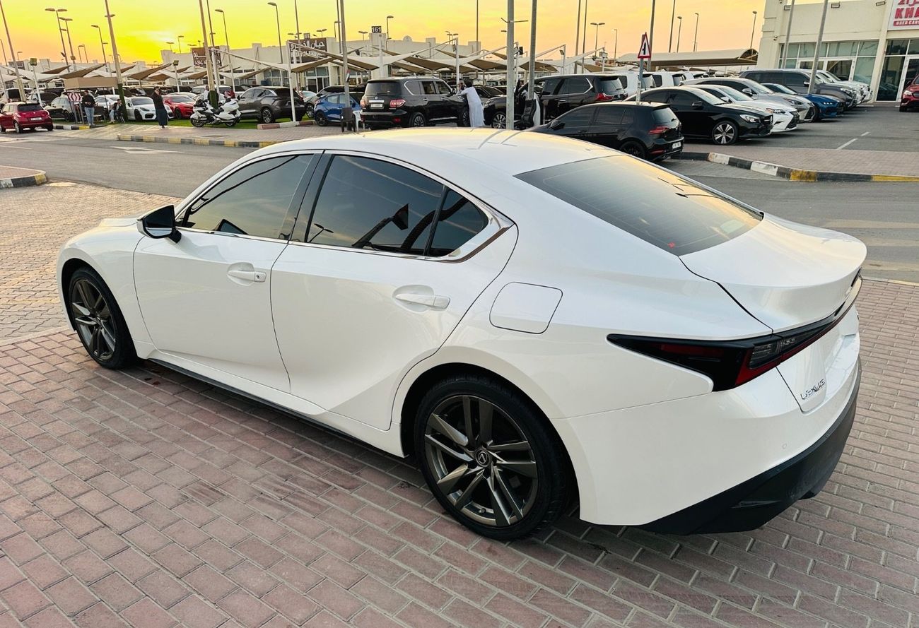 Lexus IS300
