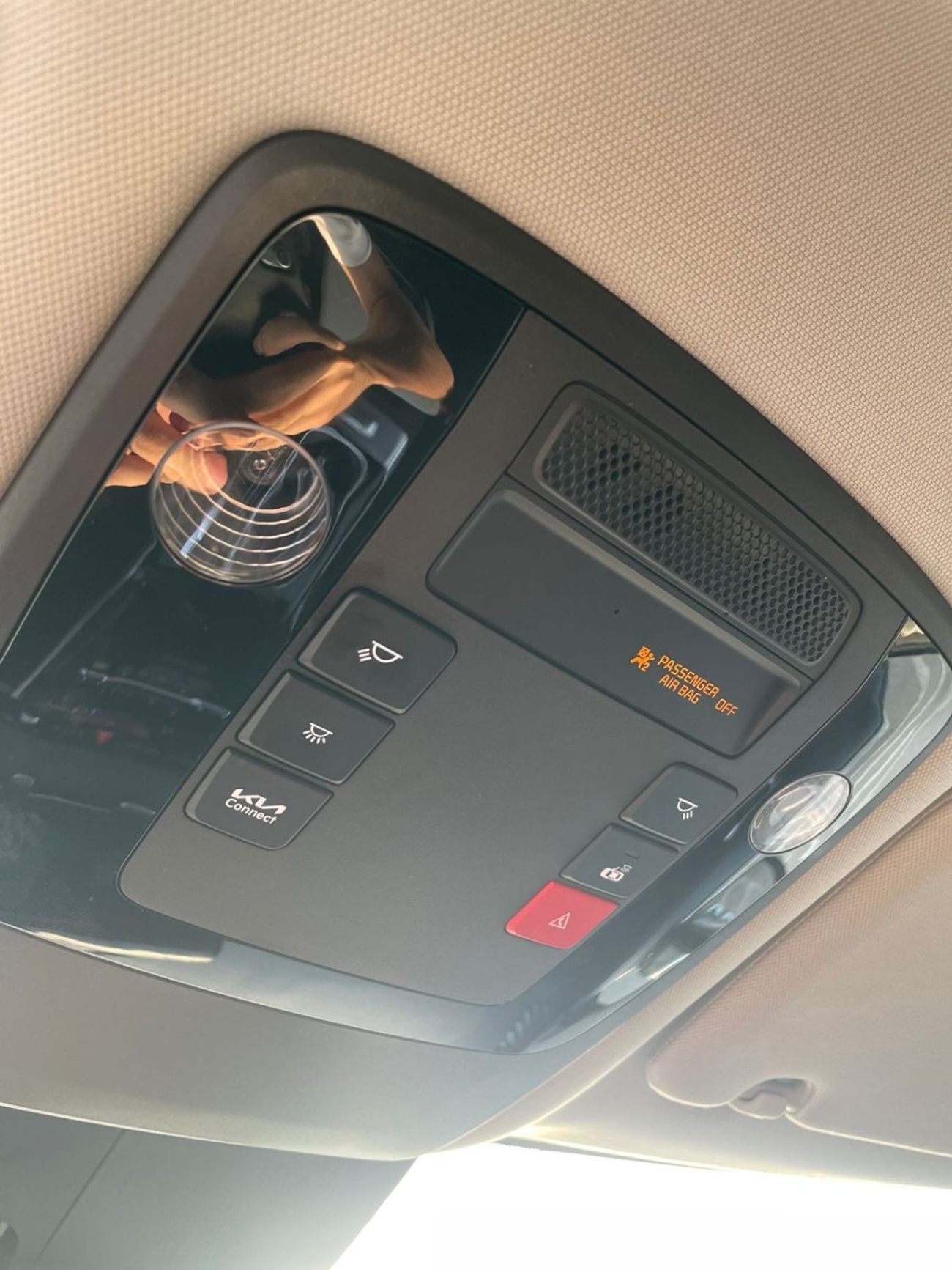 Kia Carnival 2024 Kia Carnival EX 3.5L V6 - Full Option - 8 Seater - Front & Rear Radar Sensor - Trunk / Door Ful