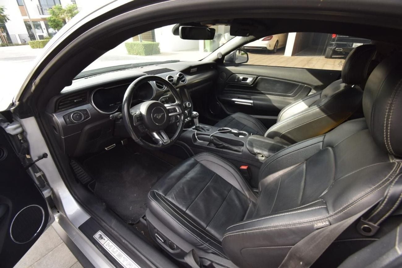 Ford Mustang GT PREMIUM