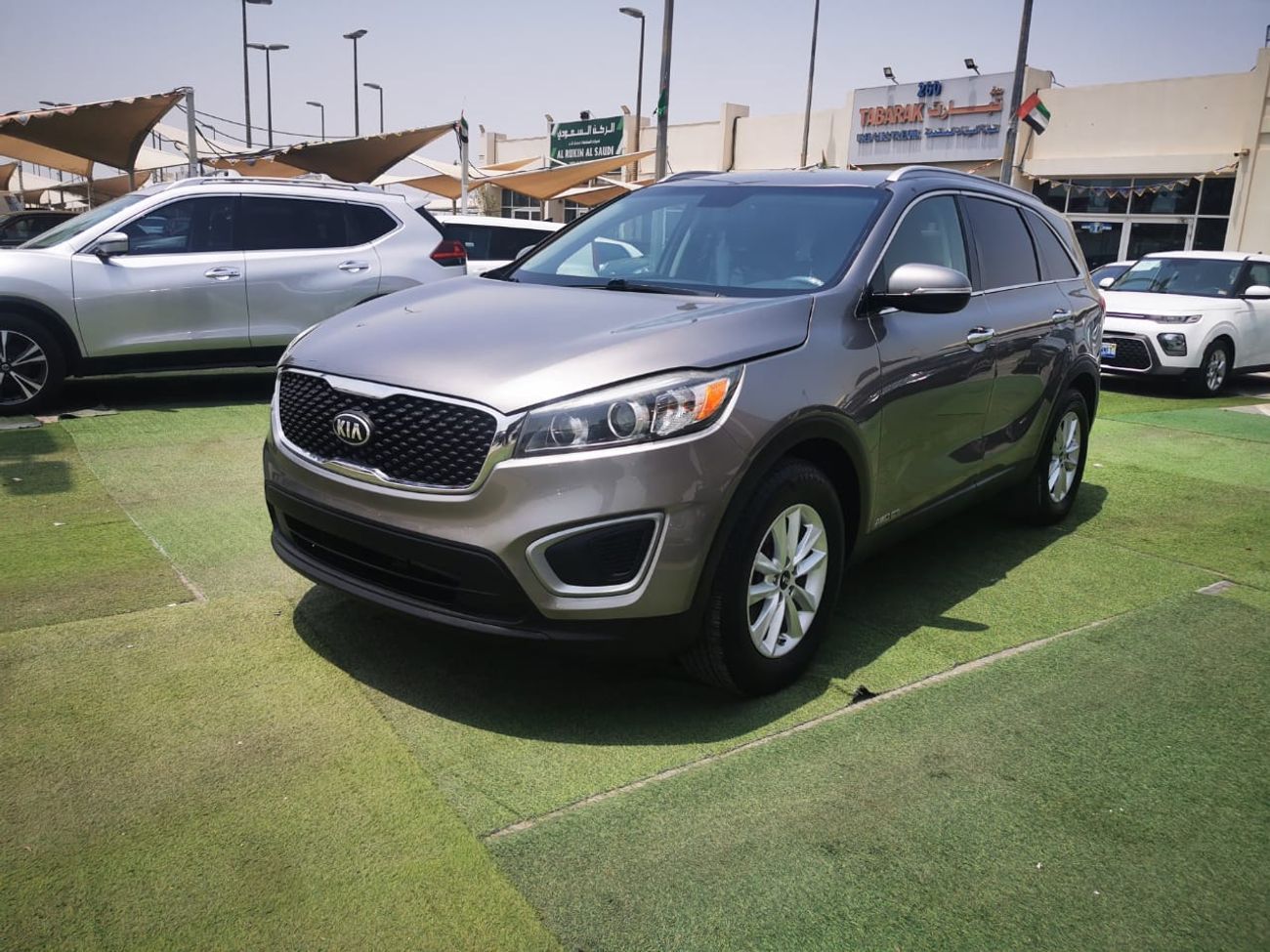 Kia Sorento EX 3.3L