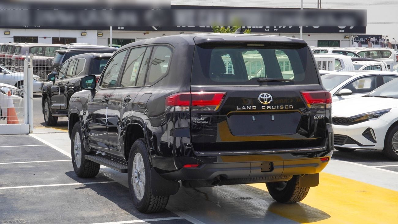 Toyota Land Cruiser GXR  Twin Turbo 3.5 L V6