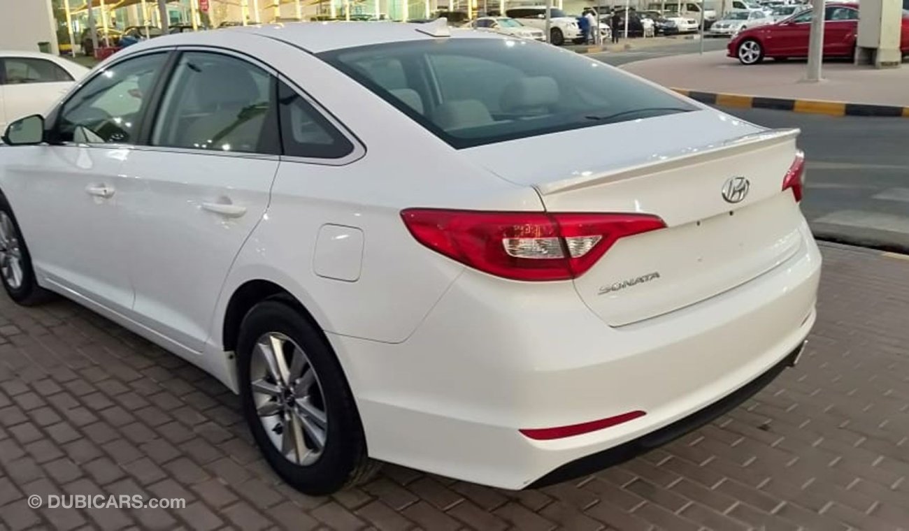 Hyundai Sonata SE