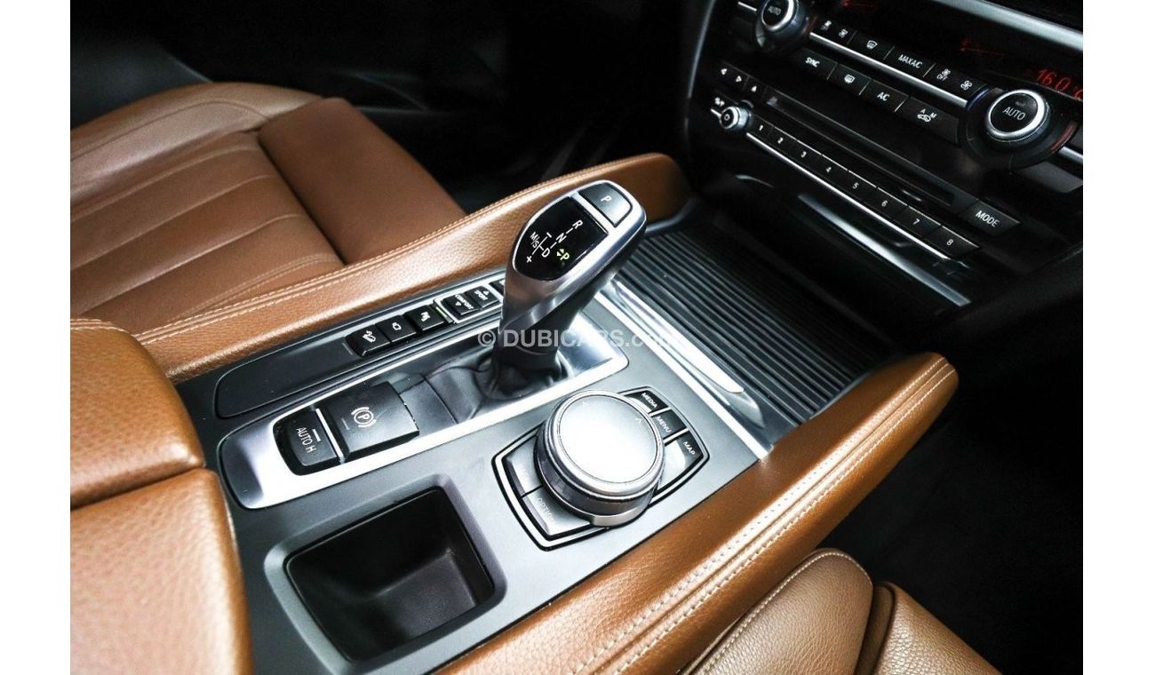 BMW X6 35i Exclusive RESERVED ||| BMW X6 X-Drive 35i M-Kit 2017 GCC under Agency Warranty with Flexible Dow