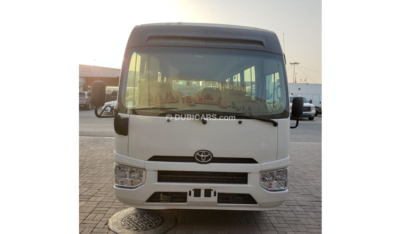 Toyota Coaster M/T 2.8L V4 WHITE 2019 (LOT# 6005111)