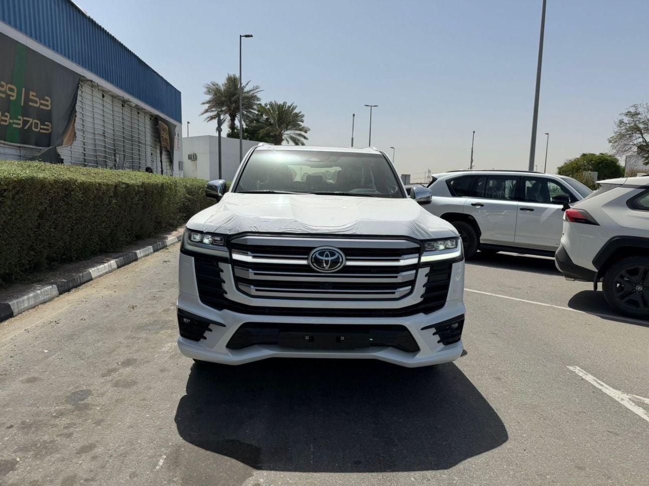 Toyota Land Cruiser Toyota Land Cruiser VXR 3.5 Full option Oman 2026
