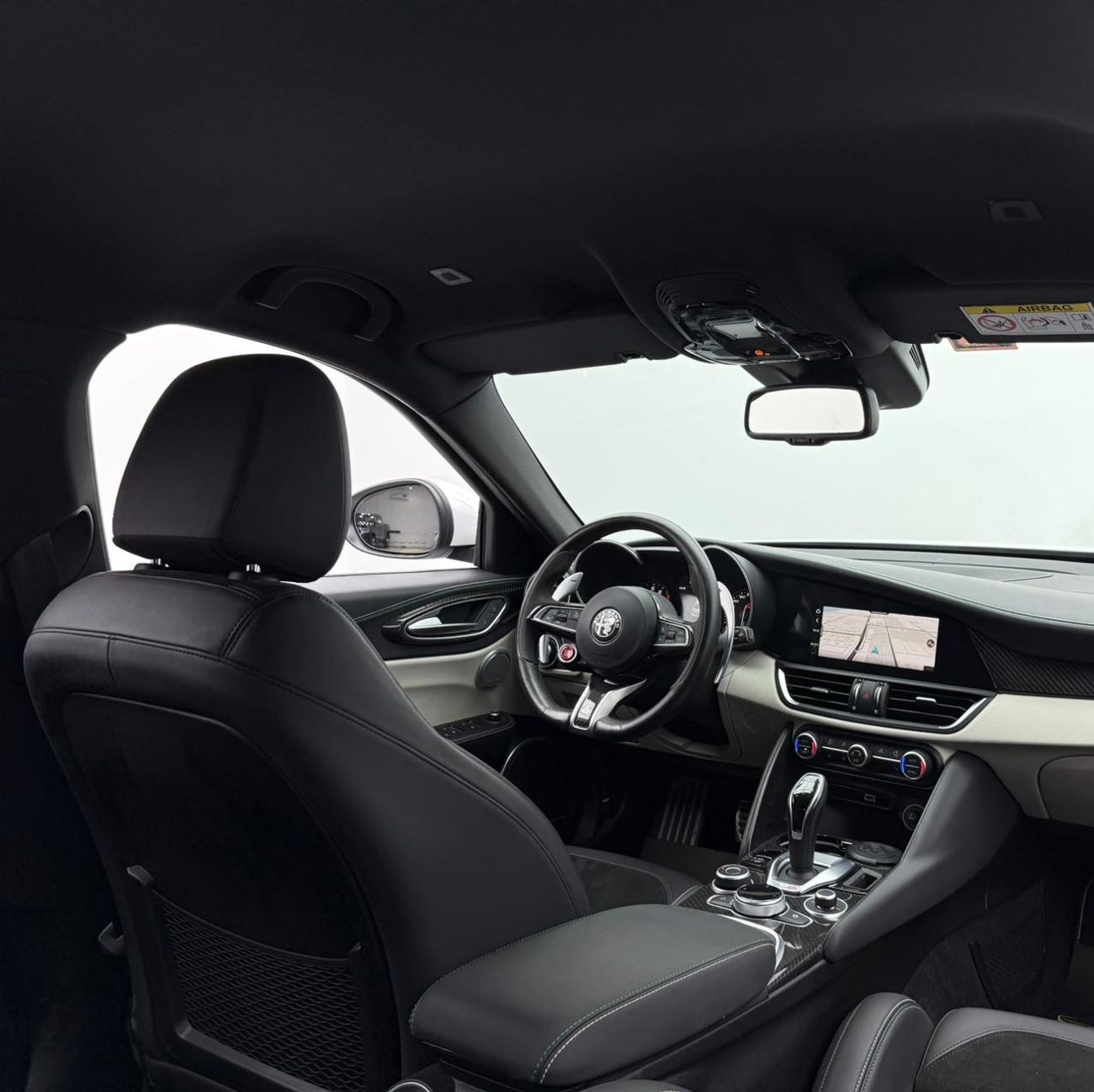 ألفا روميو جوليا Quadrifoglio 2.9L (510 HP) 2020 Alfa Romeo Giulia ,Gargash Warranty+Service Contract+Full Service Hi