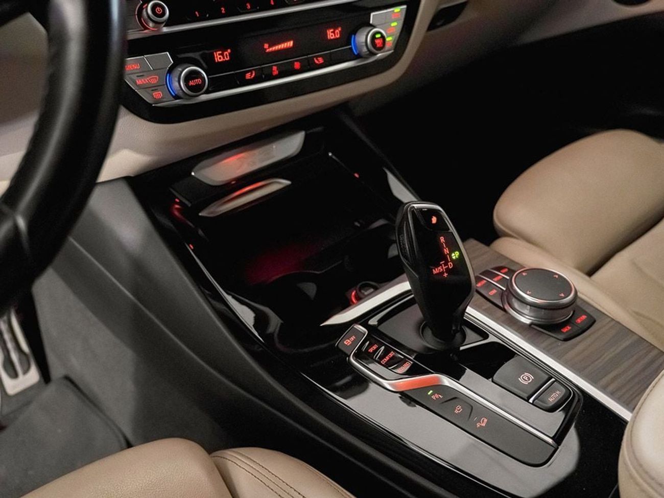 BMW X3 xDrive 30i 2.0L