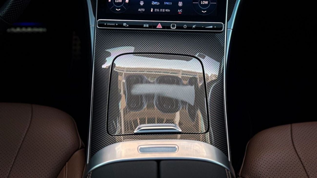 مرسيدس بنز CLE 200 كوبيه AMG PACK