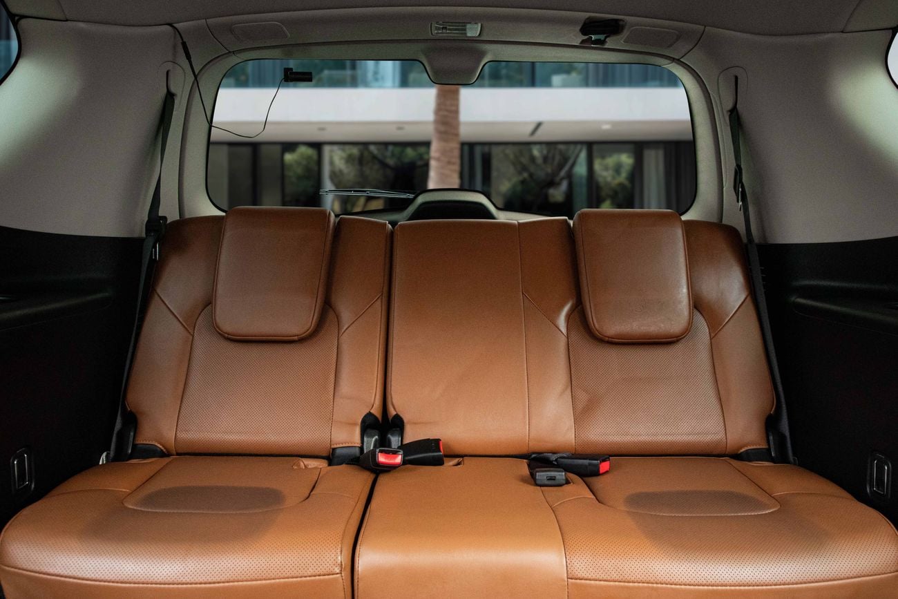 إنفينيتي QX80 Sensory Plus QX80 Sensory Plus | 2,840 P.M | 0% Downpayment | Low Km | Under Warranty