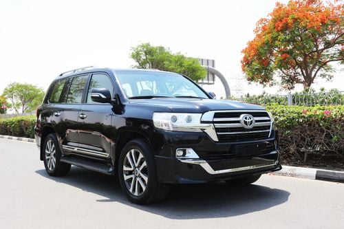 Toyota Land Cruiser GXR 4.6L TOYOTA LAND CRUISER GXR V8 MODEL 2019 GULF SPACE WITH SUNROOF