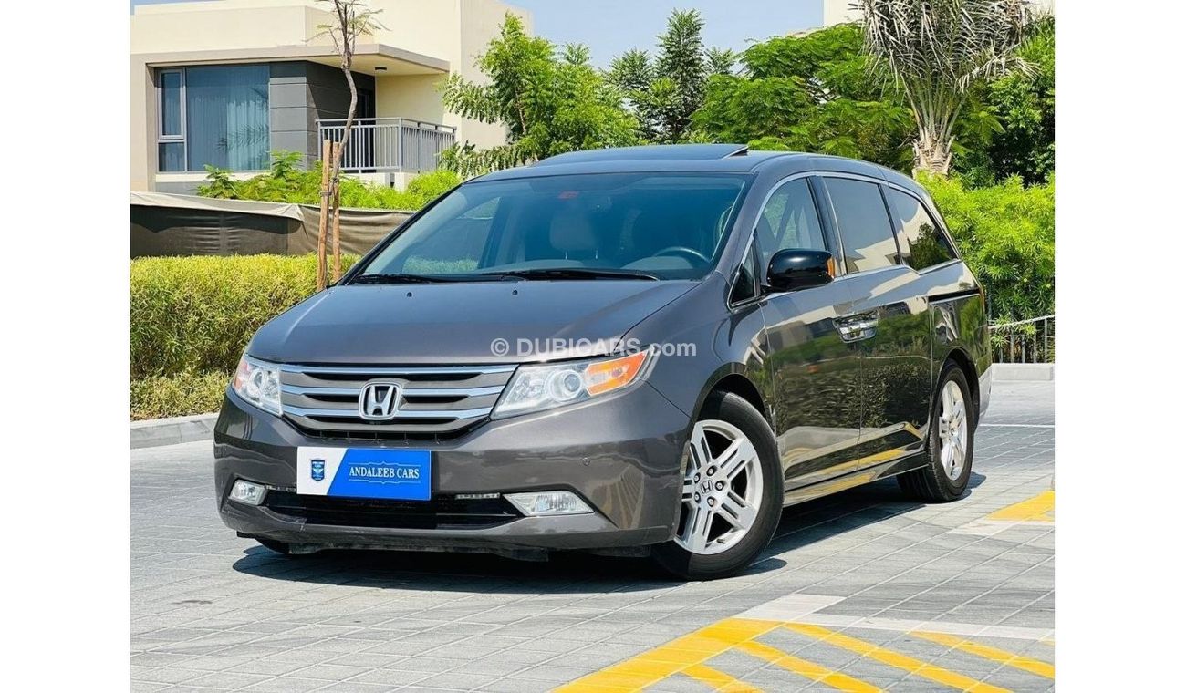 Honda Odyssey Touring 1385 P.M ODYSSEY 3.5L ll TOPEND ll AUTOMATIC DOORS ll GCC ll WELL MAINTAINED